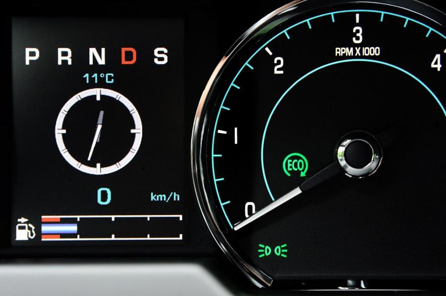  Jaguar XJ V6 2013 года  (фото 13 из 26)